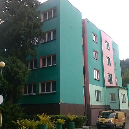 Pod Zielonym Kogutem Hostel Duszniki Zdroj Exterior photo