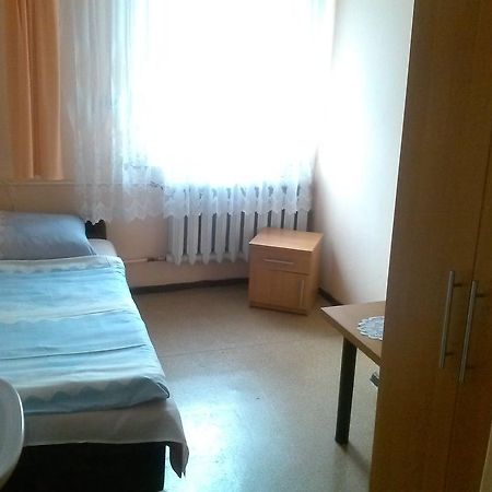 Pod Zielonym Kogutem Hostel Duszniki Zdroj Room photo