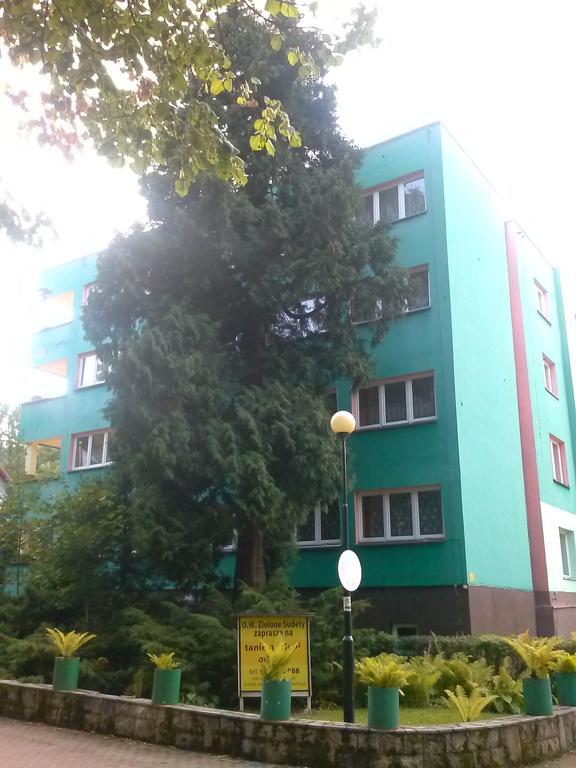 Pod Zielonym Kogutem Hostel Duszniki Zdroj Exterior photo