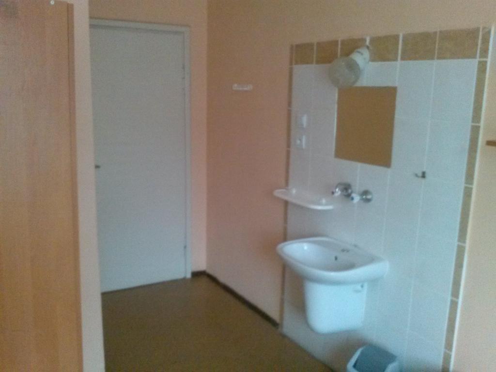 Pod Zielonym Kogutem Hostel Duszniki Zdroj Room photo